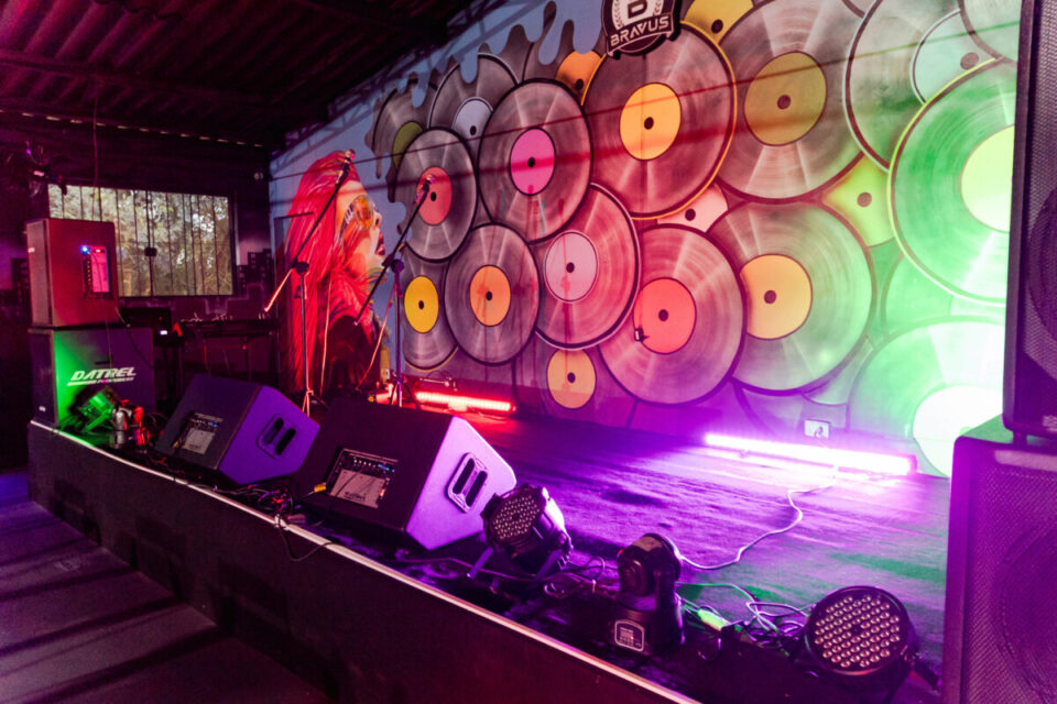 Vende-se Bar completo Embu das Artes