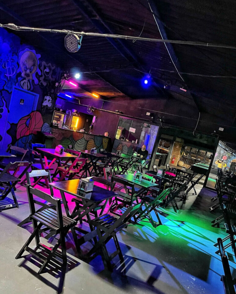Vende-se Bar completo Embu das Artes