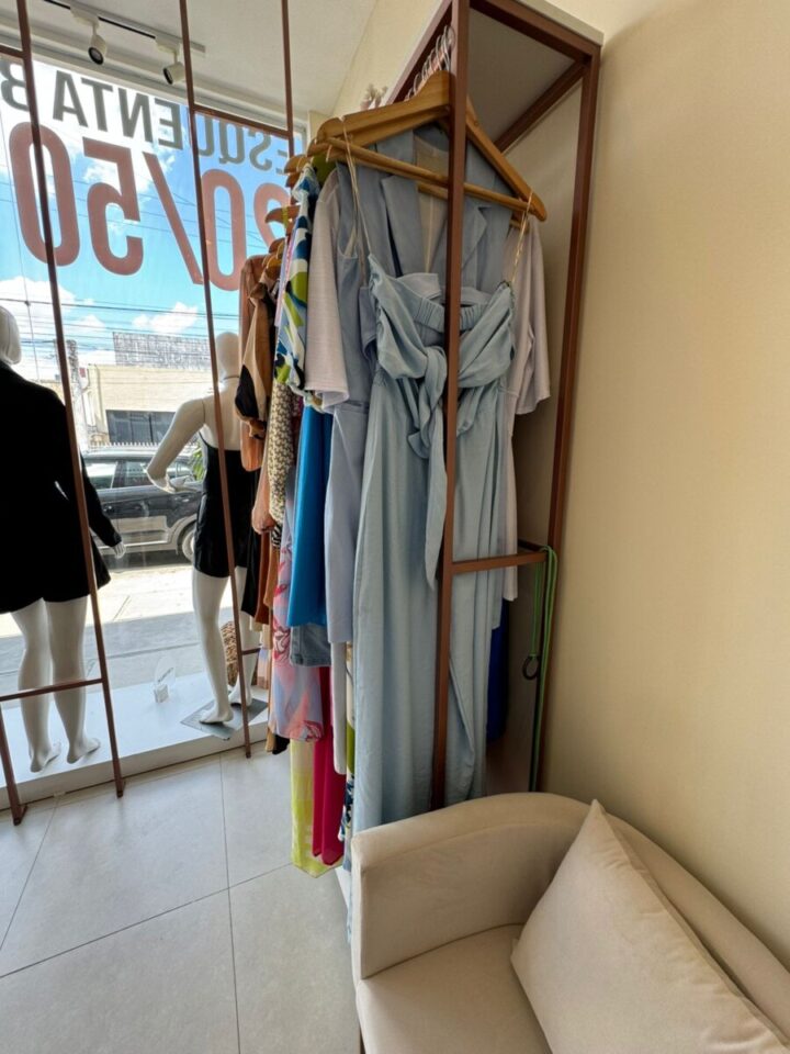 LOJA DE ROUPA FEMININA