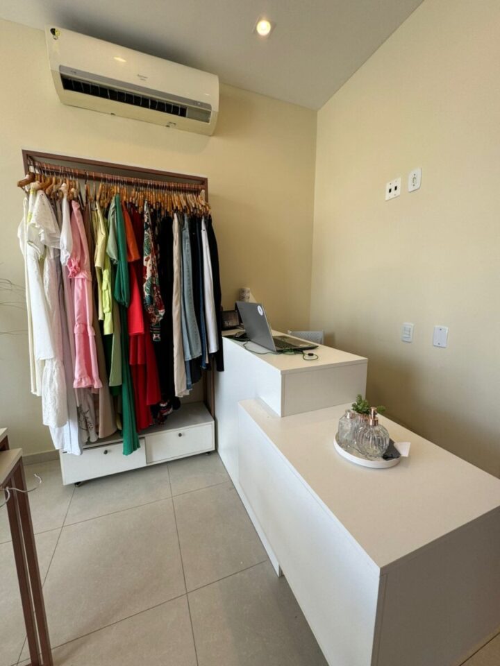 LOJA DE ROUPA FEMININA