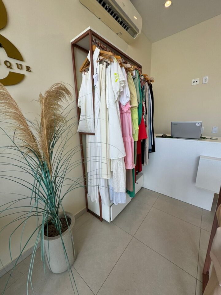 LOJA DE ROUPA FEMININA