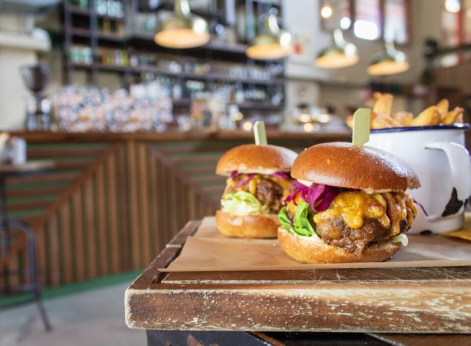 Restaurante e Hamburgueria Completa – Pronto para Operar e Lucrar