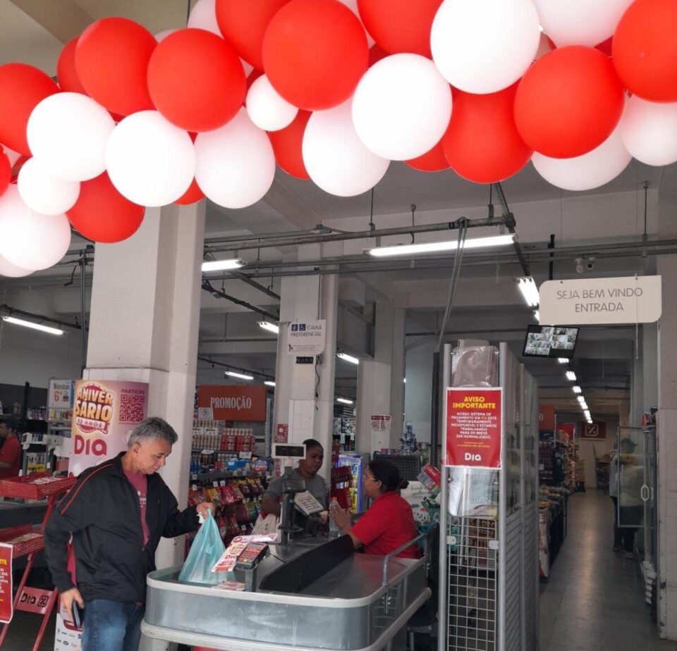 Vende-se Mercado