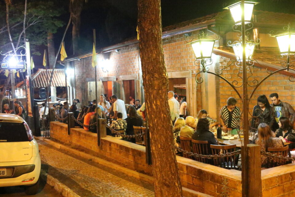 Vende-se Restaurante na estância Climática de Analândia