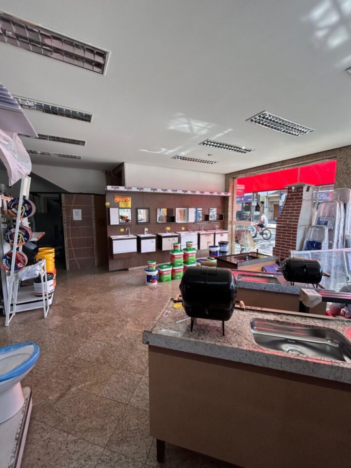 Passe-se ponto – Déposito de Materiais p/ Construção em Poços de Caldas