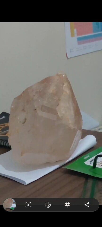Mineração de quartzo em Diamantina
