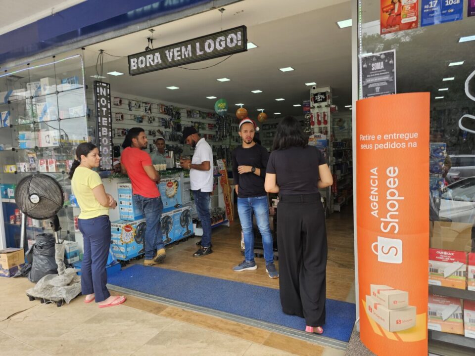 Passo ponto e toda a loja eletroeletrônicos