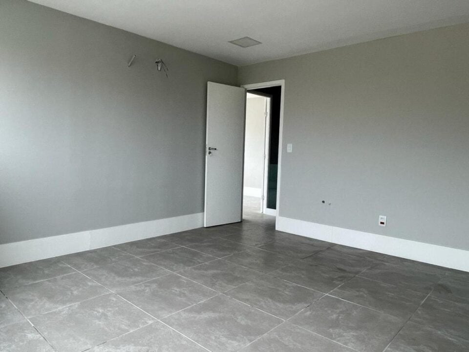 Sala com três ambientes para consultórios no Touch Jardim Botânico-RJ