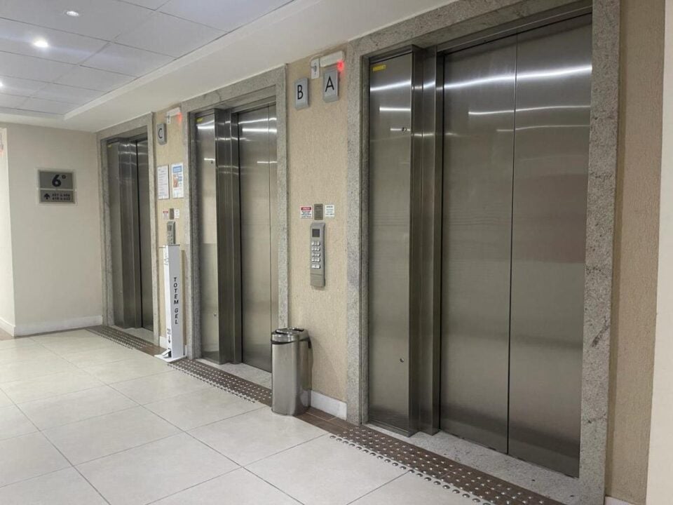 Sala com três ambientes para consultórios no Touch Jardim Botânico-RJ