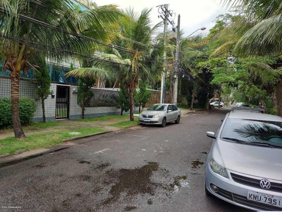 Academia, Clínica, Escola ou Salão de Festas, Terreno à venda com  630 m²