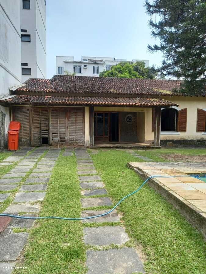 Academia, Clínica, Escola ou Salão de Festas, Terreno à venda com  630 m²