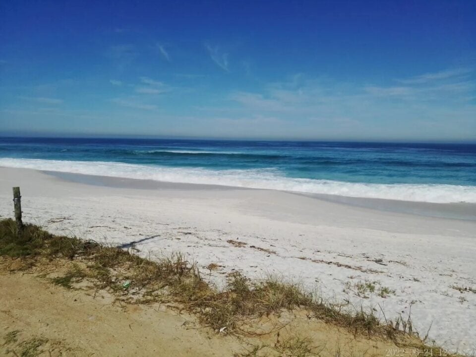 Vendo excelente terreno frontal ao Mar de Arraial do Cabo 800 m²