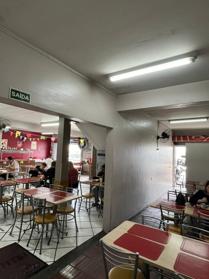 Restaurante COMPLETO à venda Em operação