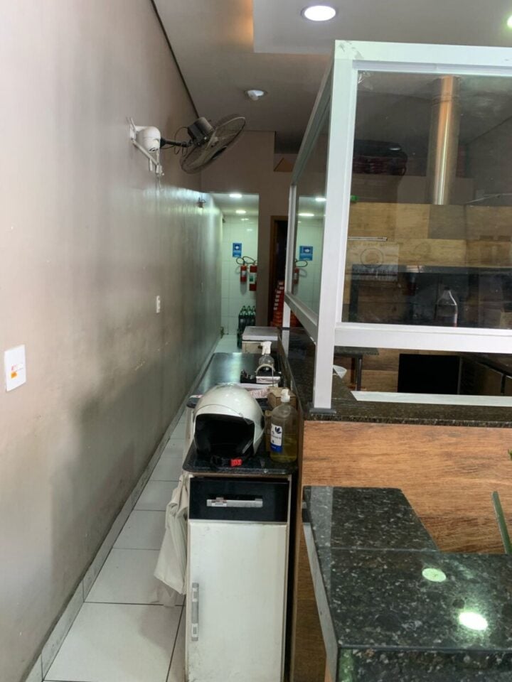 ÓTIMA OPORTUNIDADE PIZZARIA  C/ 32 ANOS DE TRADIÇÃO LUCRO LÍQUIDO17Mil  Z/S