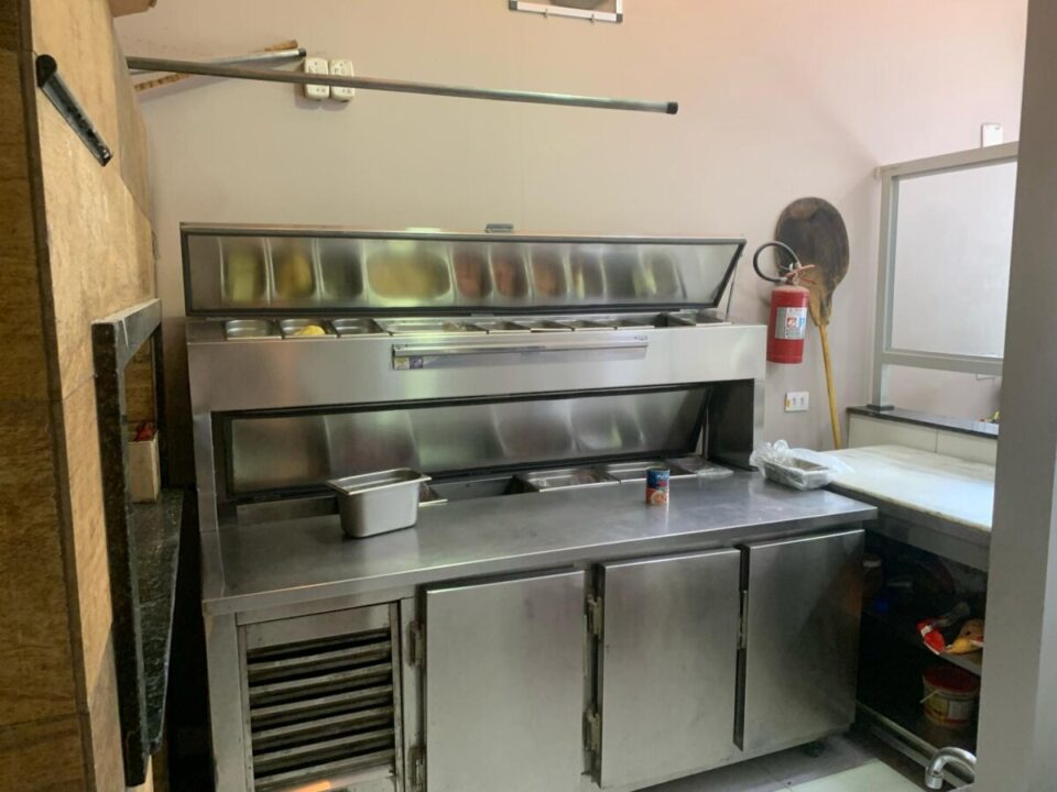 ÓTIMA OPORTUNIDADE PIZZARIA  C/ 32 ANOS DE TRADIÇÃO LUCRO LÍQUIDO17Mil  Z/S