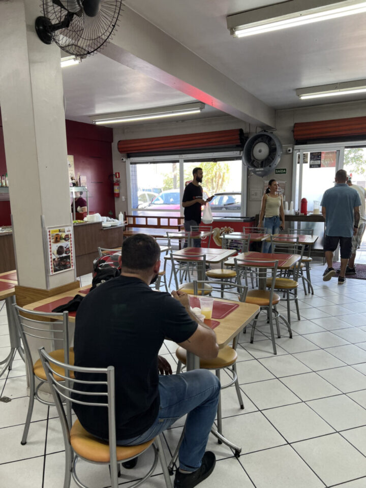 Restaurante COMPLETO à venda Em operação