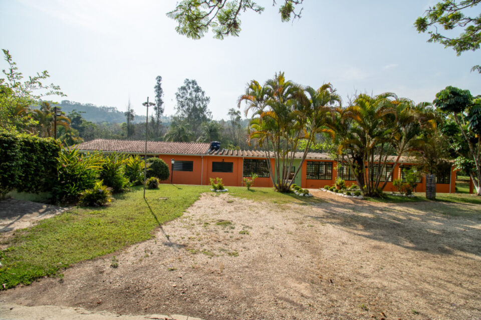 Pousada a venda em Atibaia/SP com infraestrutura para eventos