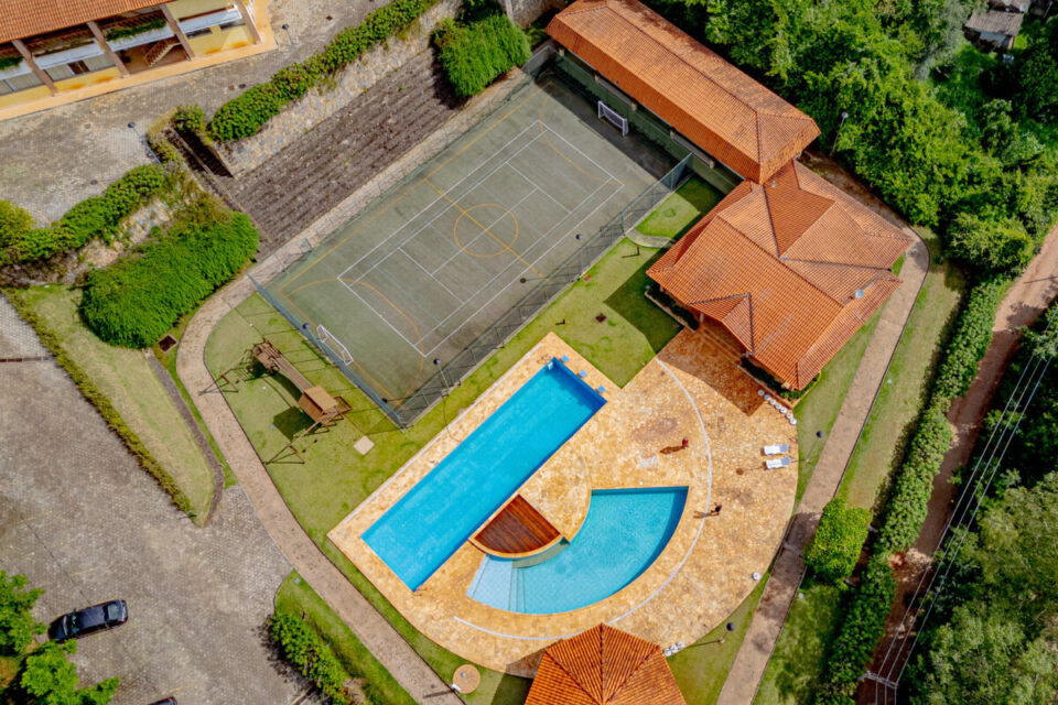 Hotel/Pousada a venda em Atibaia/SP – ao lado do centro gastronômico