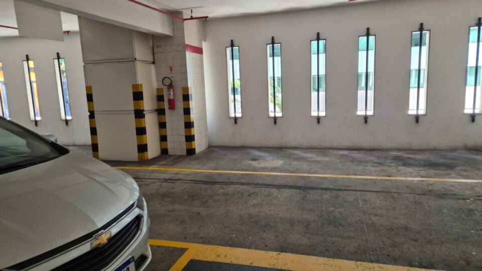 Vendo Andar Comercial de 900 m² perto Museu do Amanhã no  Centro-RJ