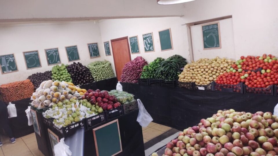 Vendo rede de lojas de hortifruti em valinhos sp