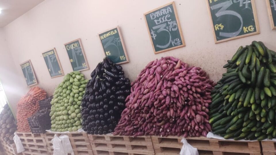 Vendo rede de lojas de hortifruti em valinhos sp