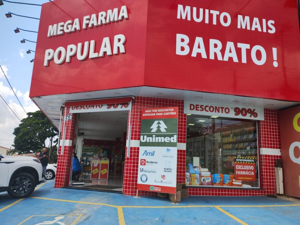 Vendo farmácia bem localizada