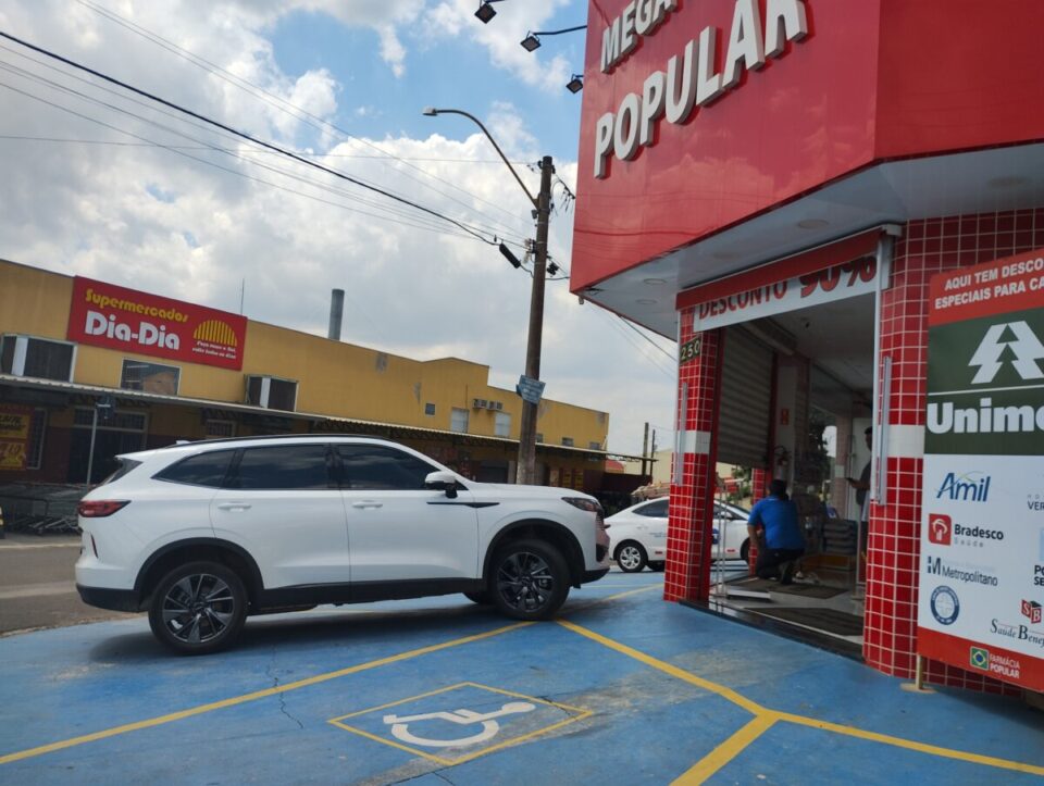 Vendo farmácia bem localizada