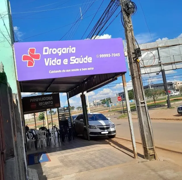 Vende-se Drogaria na ENTRADA do Recanto das Emas