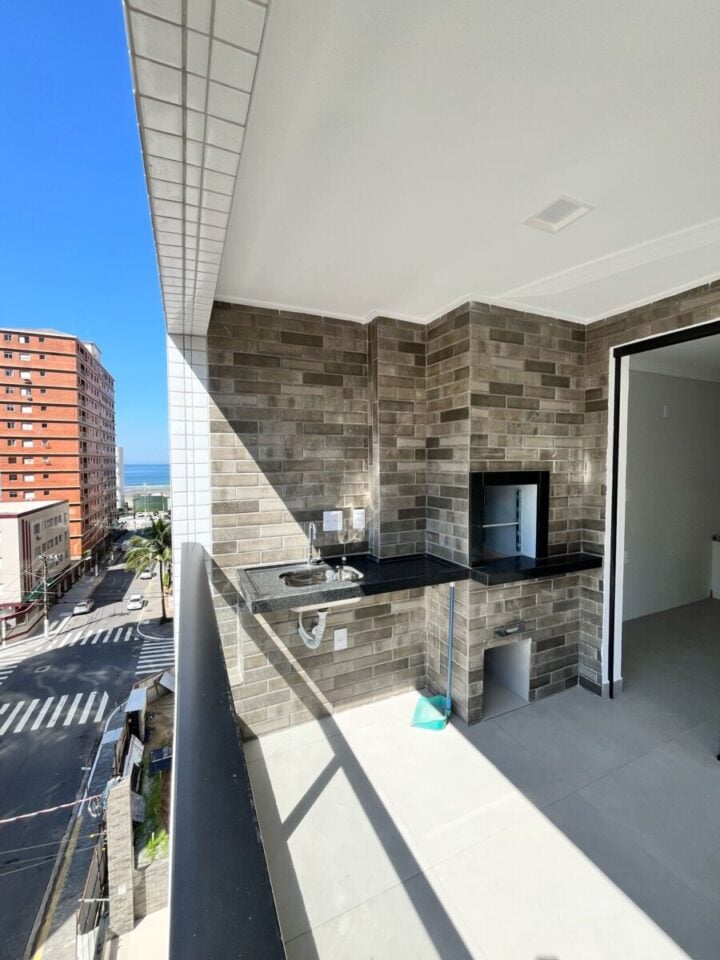 EXCELENTE APARTAMENTO NO CANTO DO FORTE