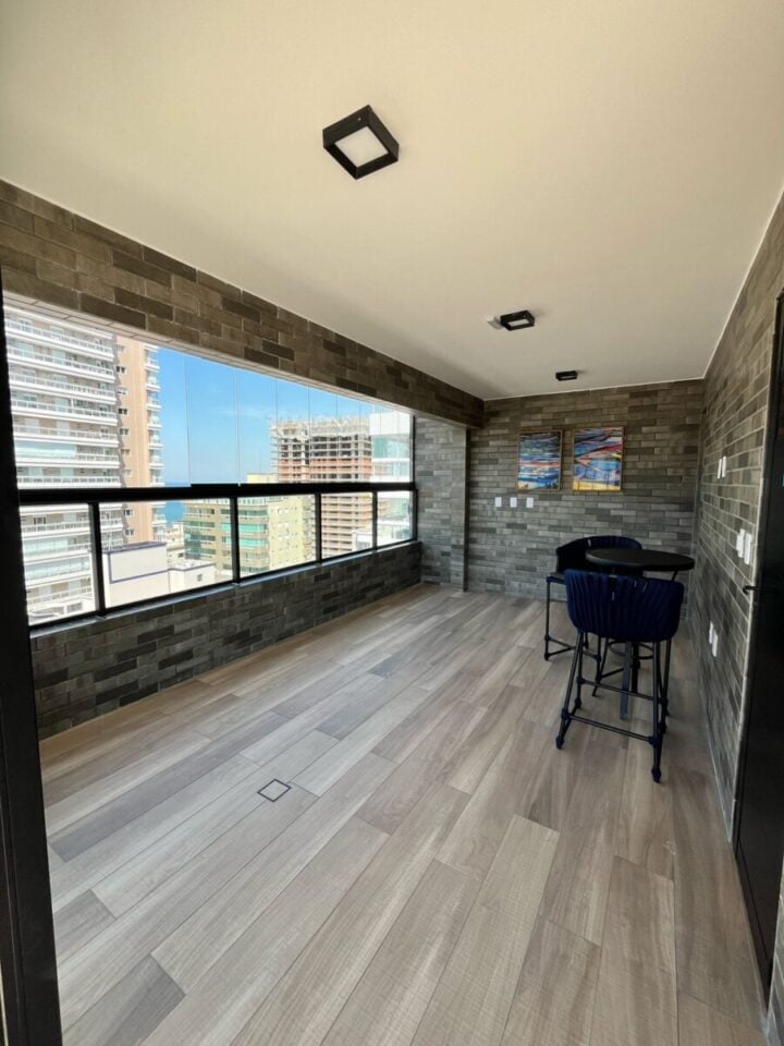EXCELENTE APARTAMENTO NO CANTO DO FORTE
