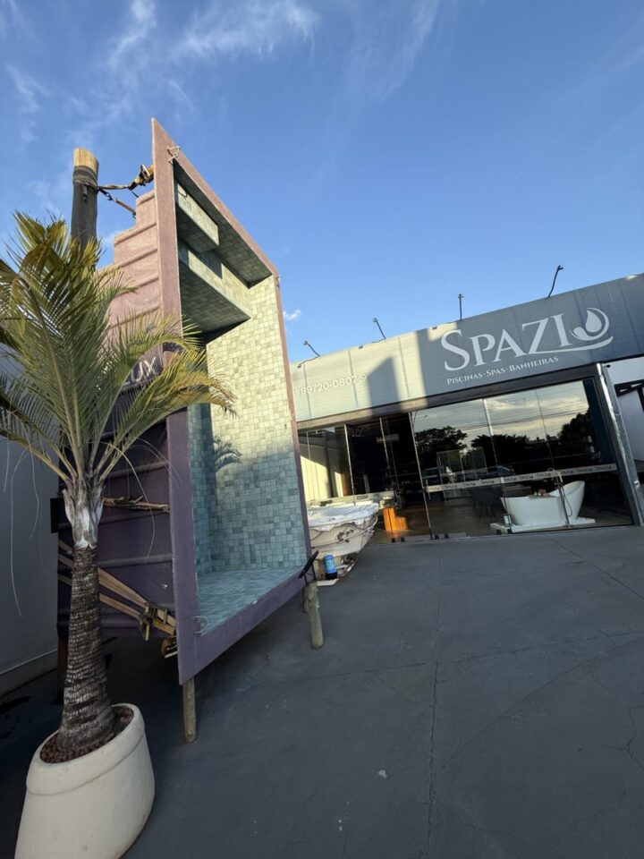 Empresa desde 2019 ramo Piscinas, SPAs e Banheiras