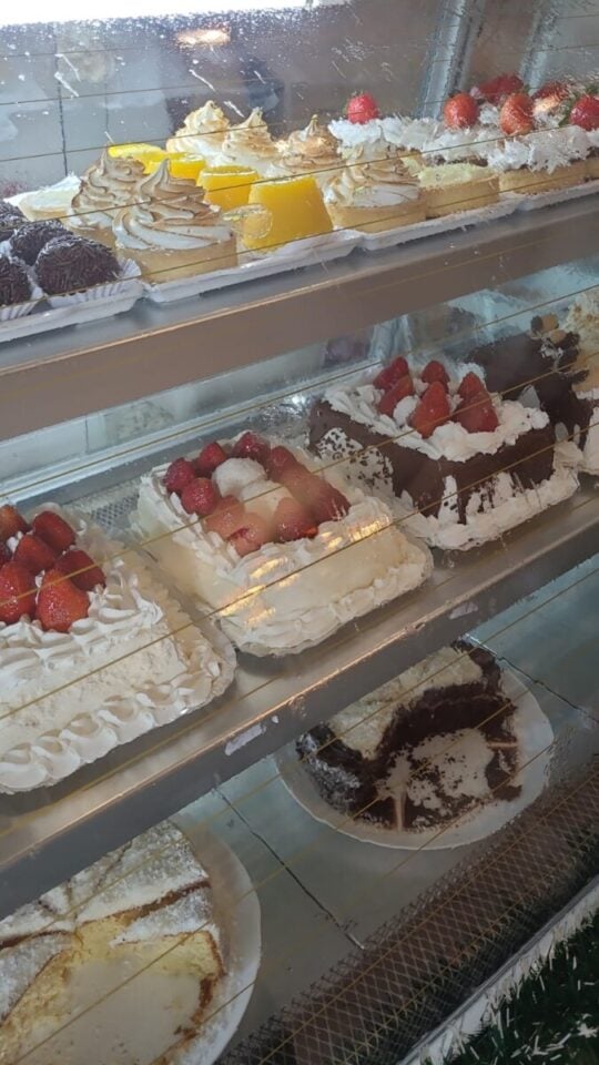 PADARIA/CONFEITARIA/CAFETERIA e RESTAURANTE no BATEL EXCELENTE LOCAL E C