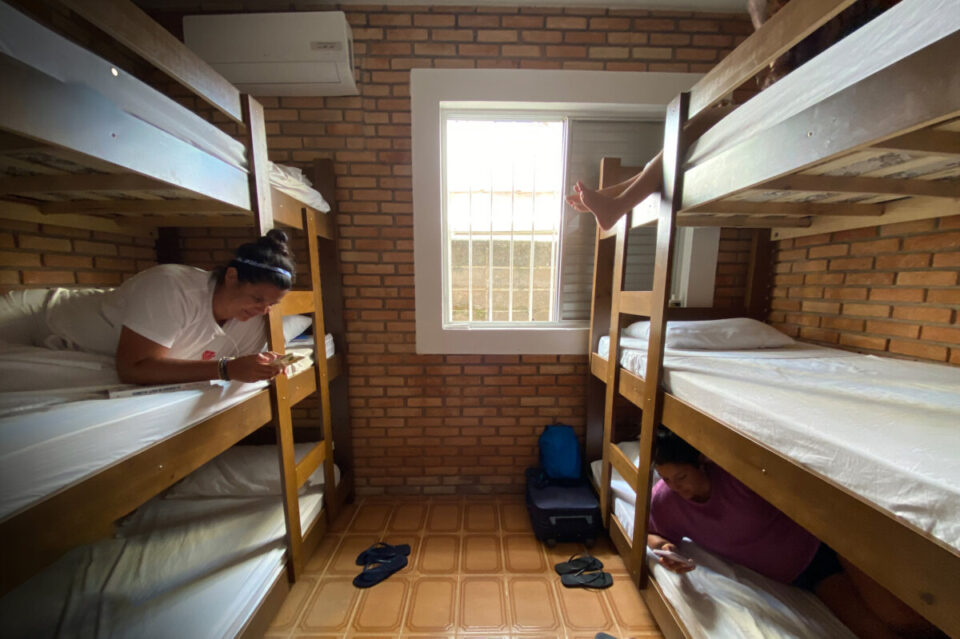 Venda de PONTO COMERCIAL DE HOSTEL MOBILIADO, 100 Operacional em Ubatuba