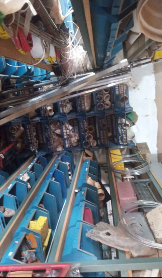 Elétrica e hidráulica, material de construção