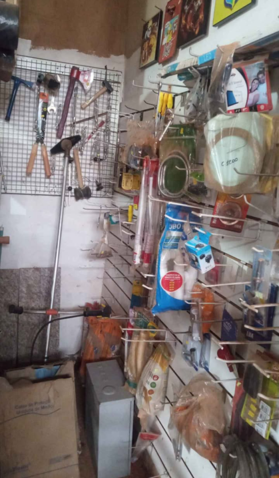 Elétrica e hidráulica, material de construção