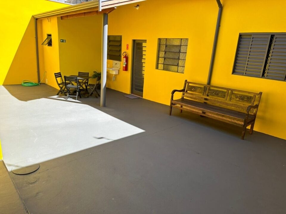 Vendo Hostel em Frente à Faculdade São Leopoldo Mandic