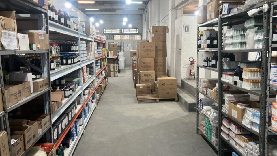 Distribuidora de Insumos Laboratoriais em MG à Venda