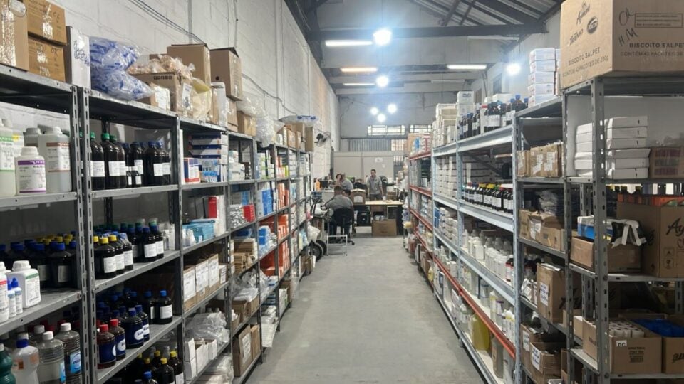 Distribuidora de Insumos Laboratoriais em MG à Venda