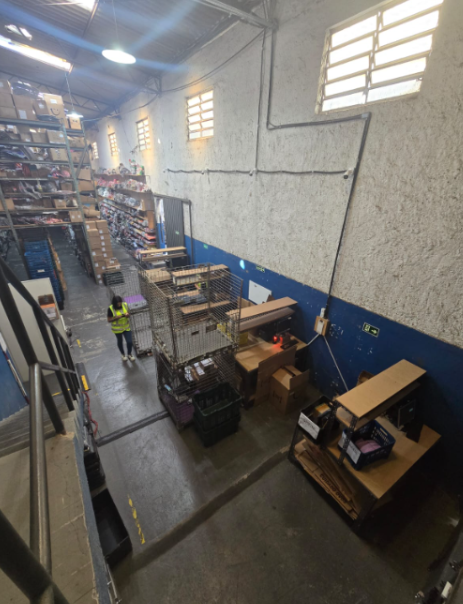 Empresa de E-COMMERCE – Líder de Mercado Online