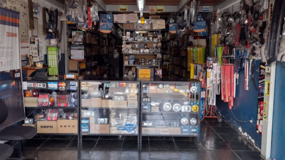 Loja de Peças Automotivas à Venda