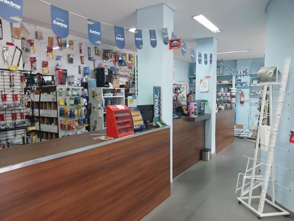 Loja de Materiais de Construção pxmo ao Centro de Curitiba
