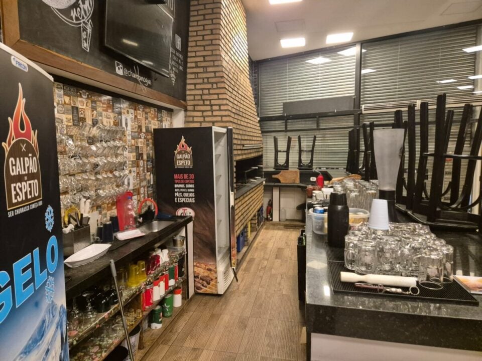 IMPERDÍVEL PONTO LINDÍSSIMA ESPETARIA E RESTAURANTE SÓ PONTO E INSTALAÇÕES