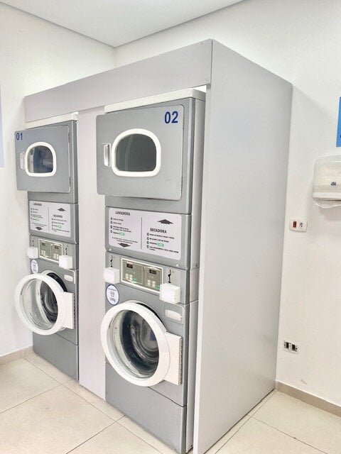 LAVANDERIA AUTOMÁTICA NO CENTRO DE CURITIBA