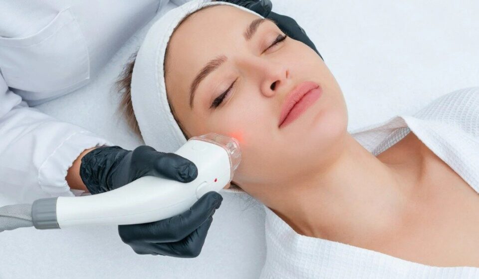 Clínica de Estética Especializada em Procedimentos Injetáveis à Venda