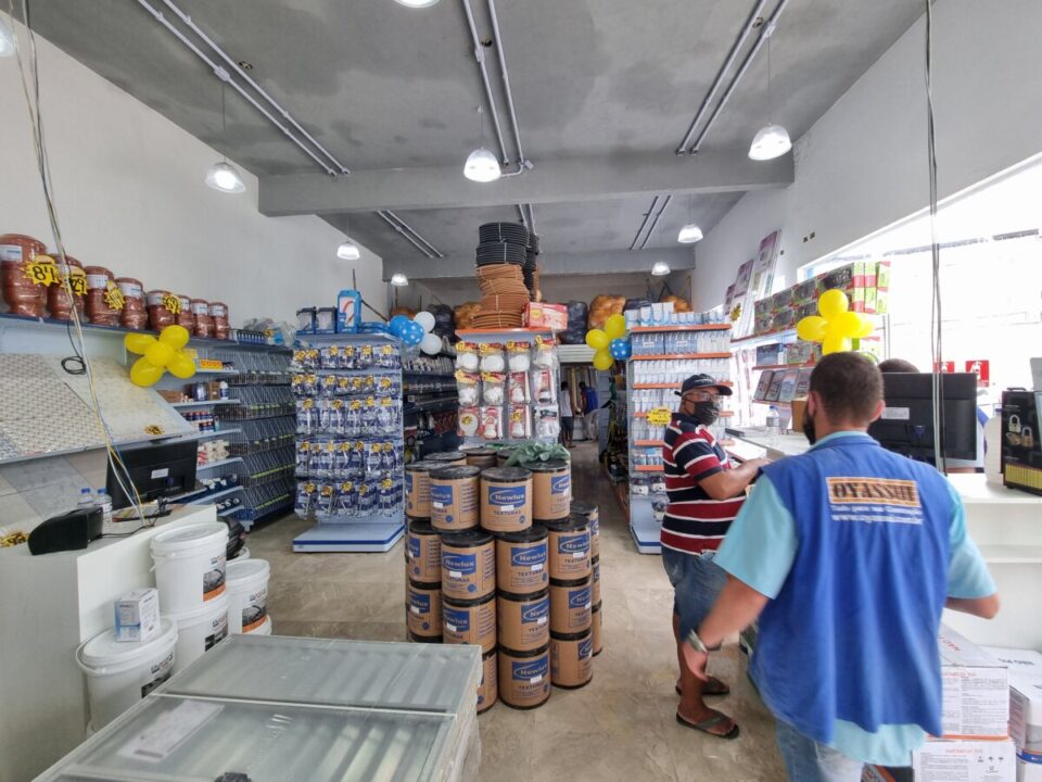 Rede de 10 lojas de materiais para construção