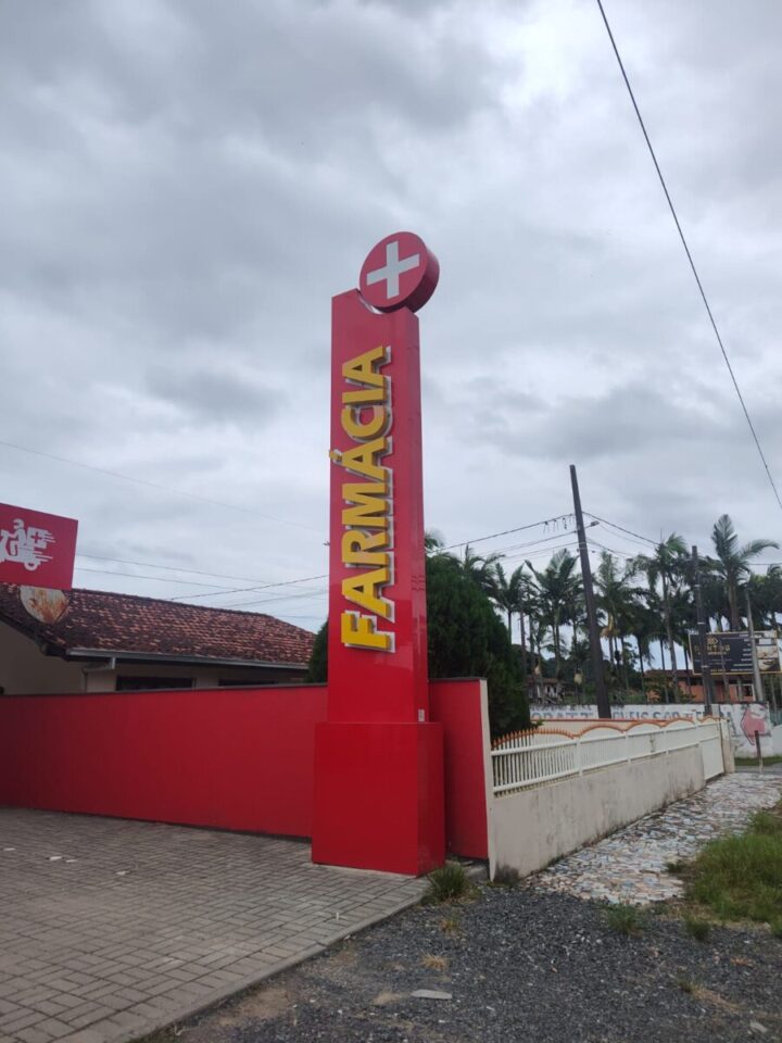 Vendo Farmácia em Pleno Funcionamento