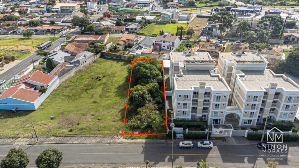 TERRENO EM CAMPO LARGO, ZR3, EM LOCAL VALORIZADO 877,50 m² PR