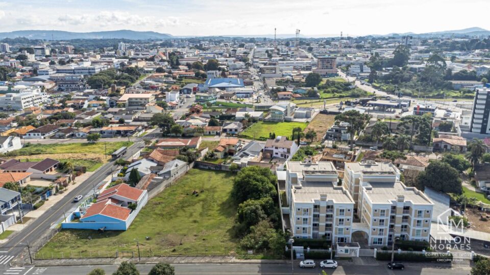 TERRENO EM CAMPO LARGO, ZR3, EM LOCAL VALORIZADO 877,50 m² PR