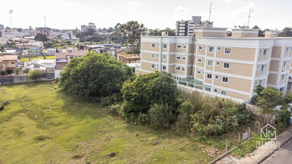 TERRENO EM CAMPO LARGO, ZR3, EM LOCAL VALORIZADO 877,50 m² PR