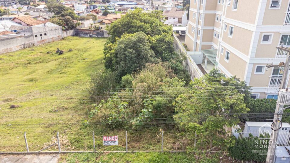 TERRENO EM CAMPO LARGO, ZR3, EM LOCAL VALORIZADO 877,50 m² PR